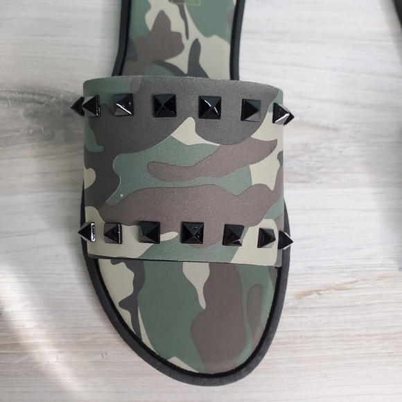 New! Olive Green Stud Slides - Picture 2 of 4